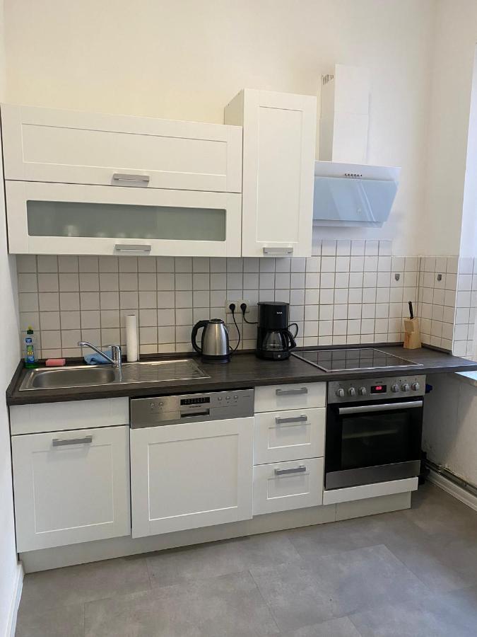 Modernes Apartment Mit 2 Schlafzimmern Und Privatparkplatz Nahe Innenstadt ノイミュンスター エクステリア 写真