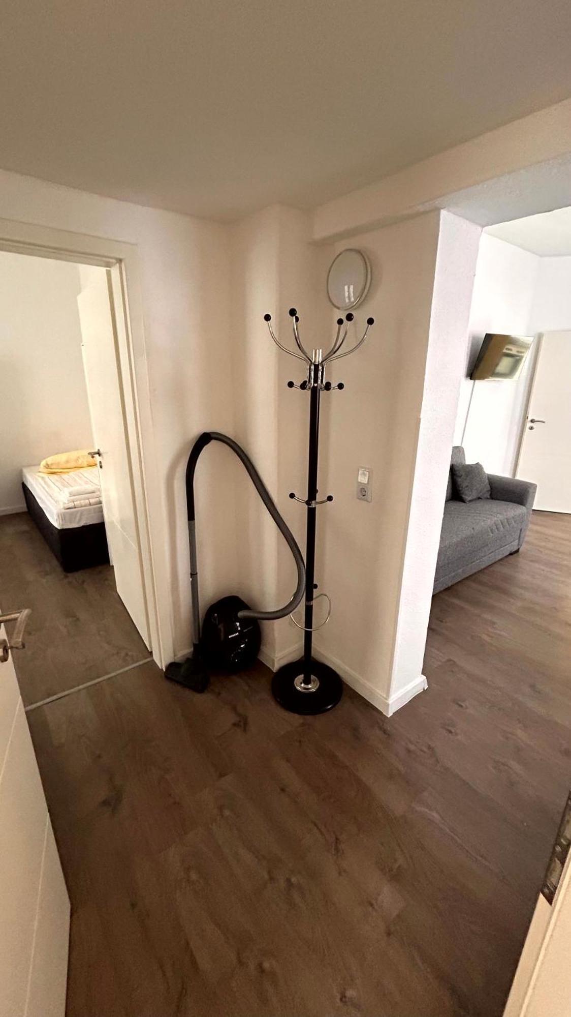 Modernes Apartment Mit 2 Schlafzimmern Und Privatparkplatz Nahe Innenstadt ノイミュンスター エクステリア 写真