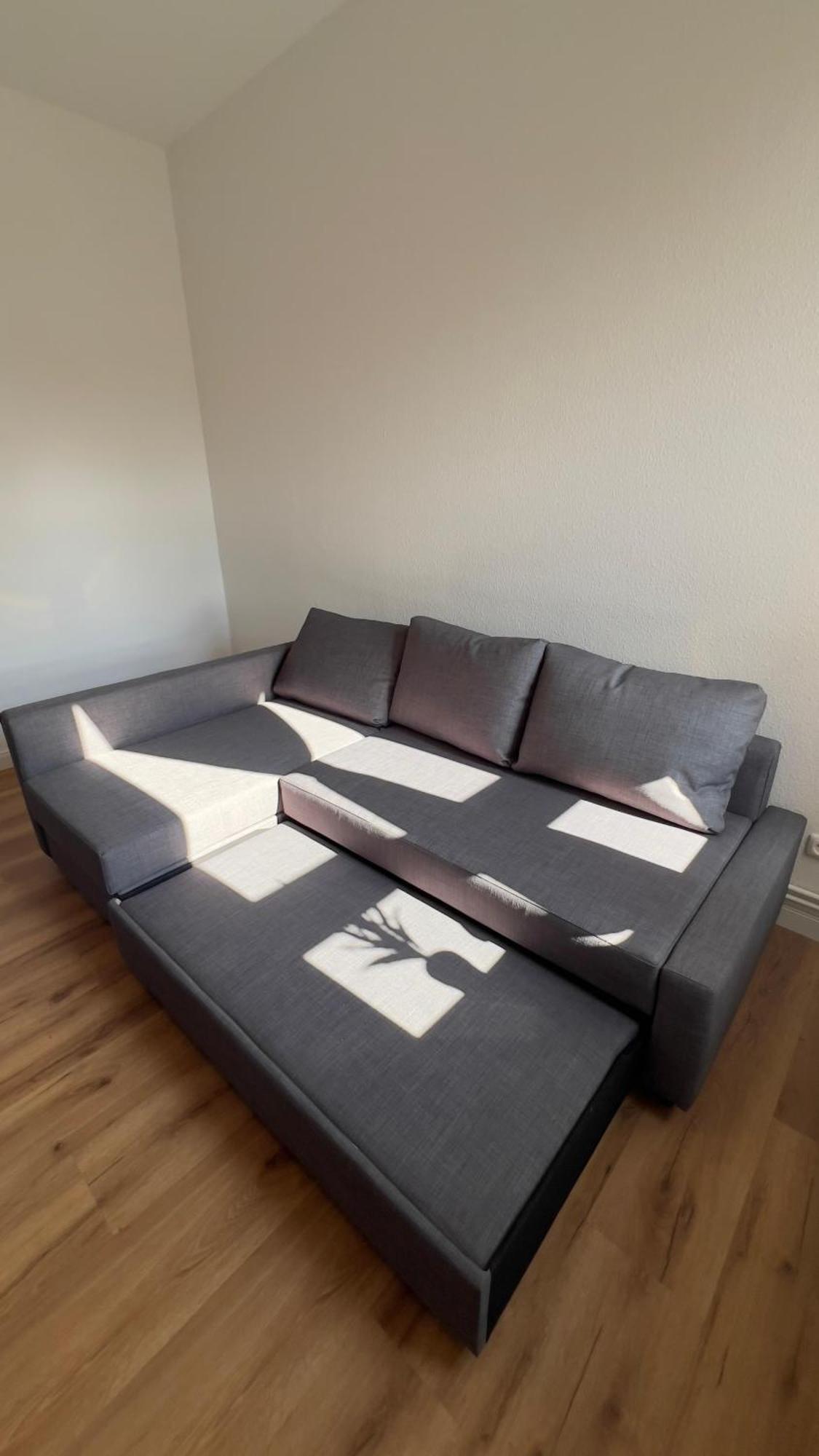 Modernes Apartment Mit 2 Schlafzimmern Und Privatparkplatz Nahe Innenstadt ノイミュンスター エクステリア 写真